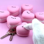 Macaron keychain